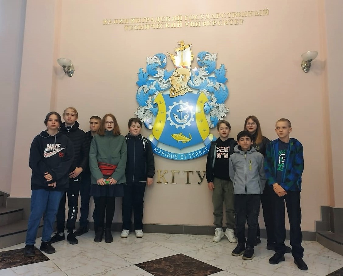 ученики нашей школы посетили научно-образовательный центр имени профессора Н.С. Гаевской..
